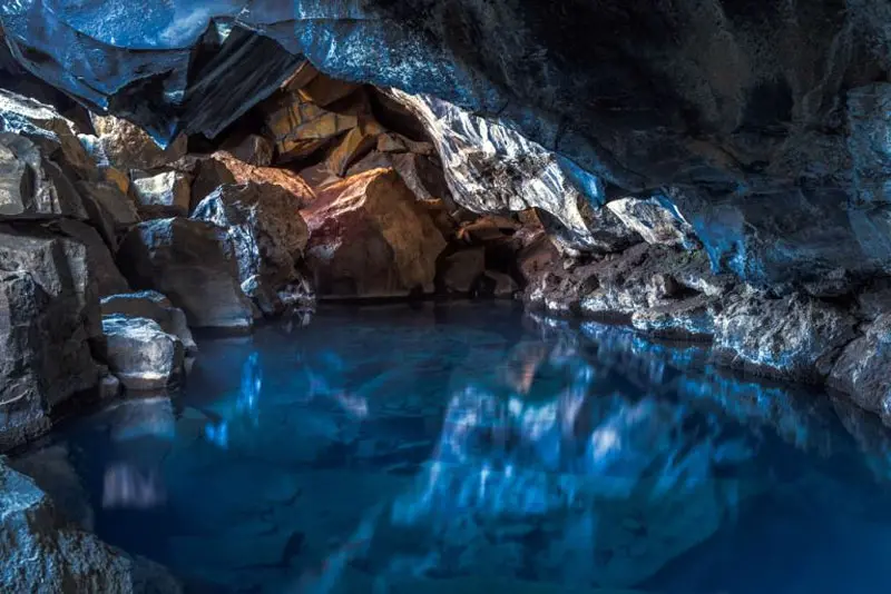 Trip to Heet Cave from Riyadh