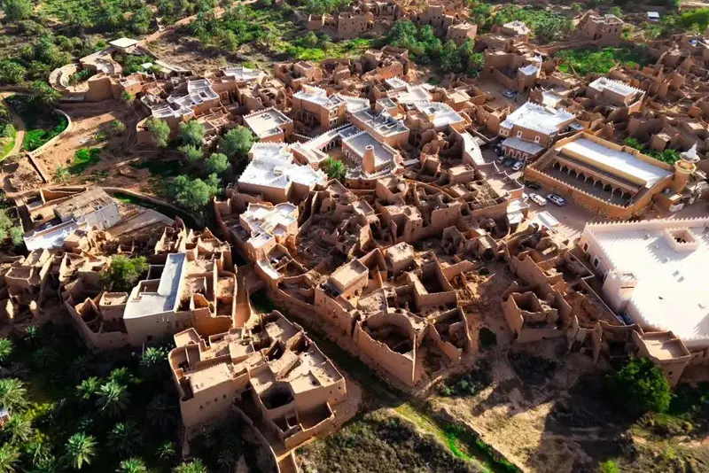 Ushaiqer Heritage Village Tour from Riyadh