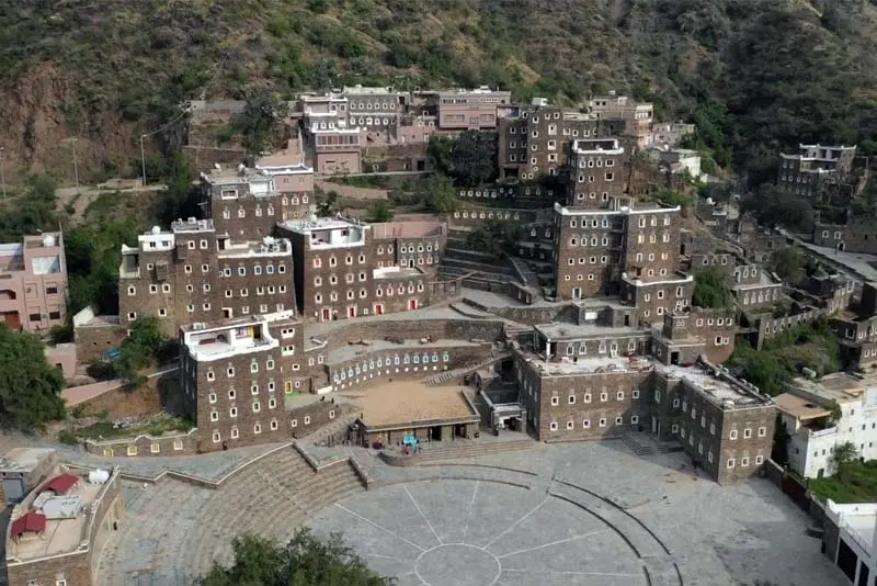 Trip to Rijal Almaa