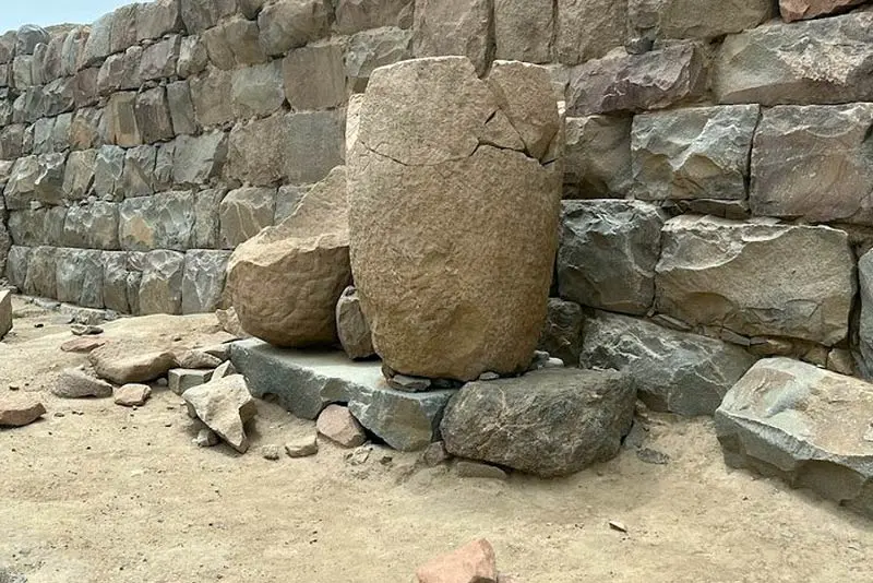 Al Ukhdood Archaeological Tour