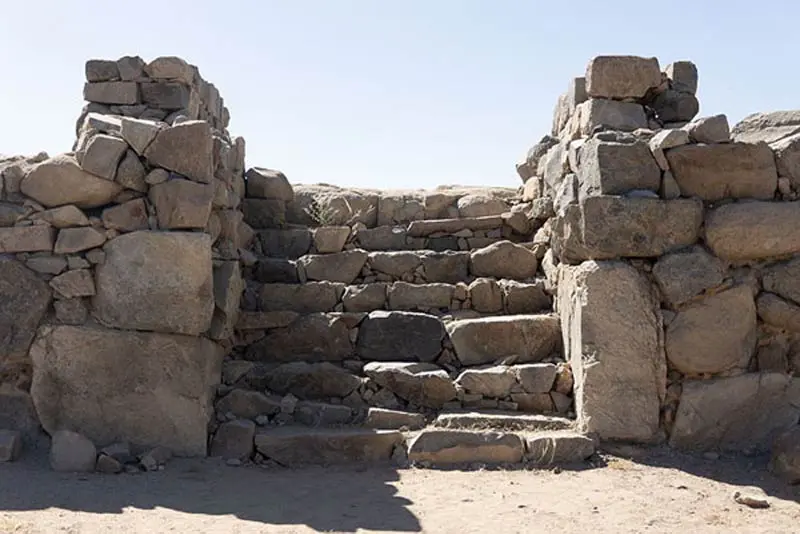Al Ukhdood Archaeological Tour