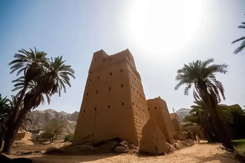 Al Ukhdood Archaeological Tour